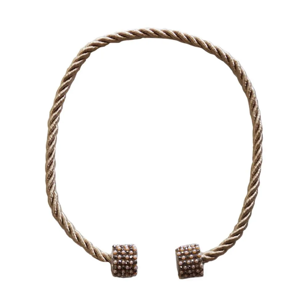 Abraçadeira Infinity com Imã Bella Arte - Fendi