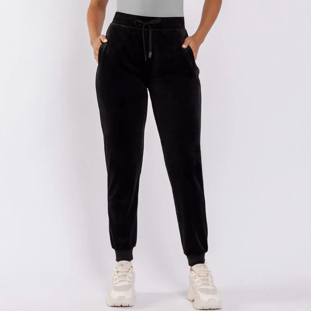 Calça Feminina Esportiva Jogger em Plush Scream Preto