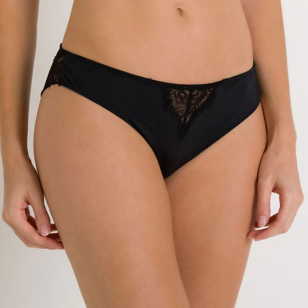 Calcinha Renda Camila Moretti Preto