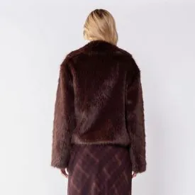 Casaco Feminino de Pelo Sintético com Gola Patricia Foster Fendi