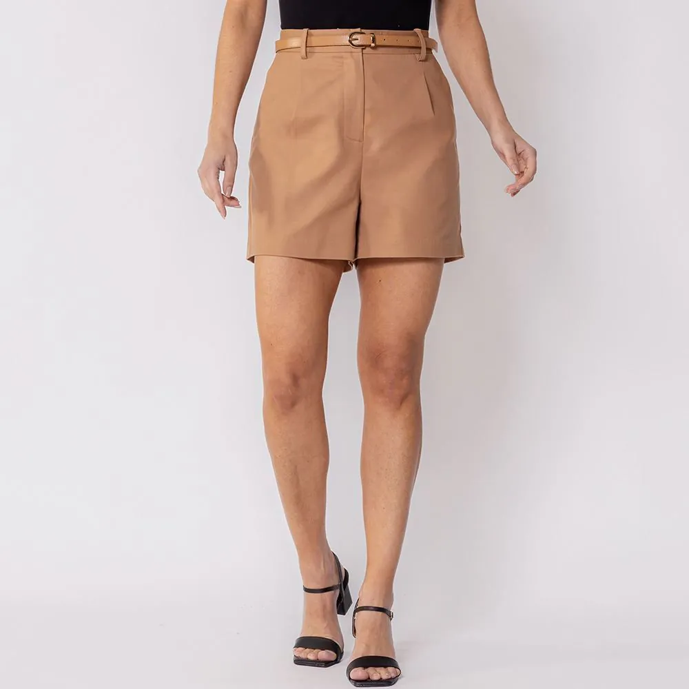 Short Feminino de Alfaiataria com Cinto Patricia Foster Caramelo