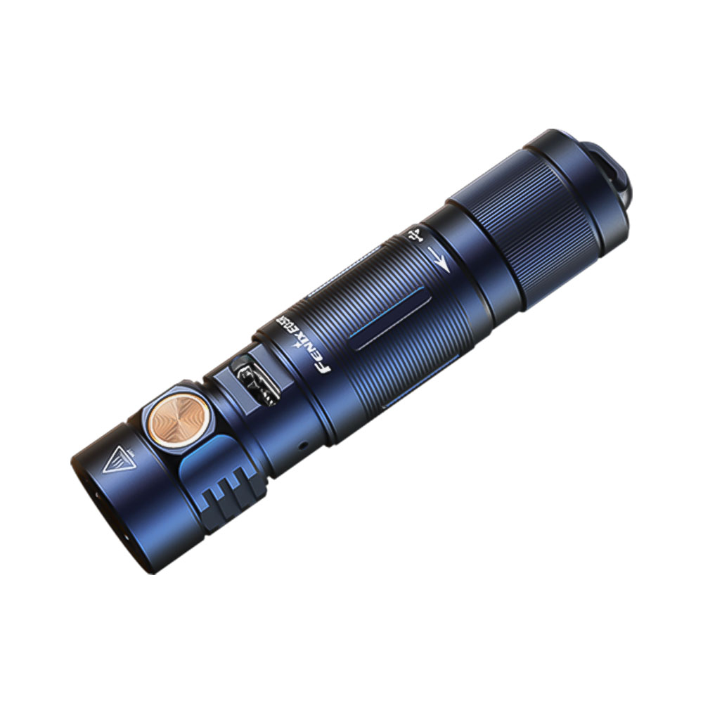 Lanterna Recarregável Fenix E05 400 Lúmens Preta