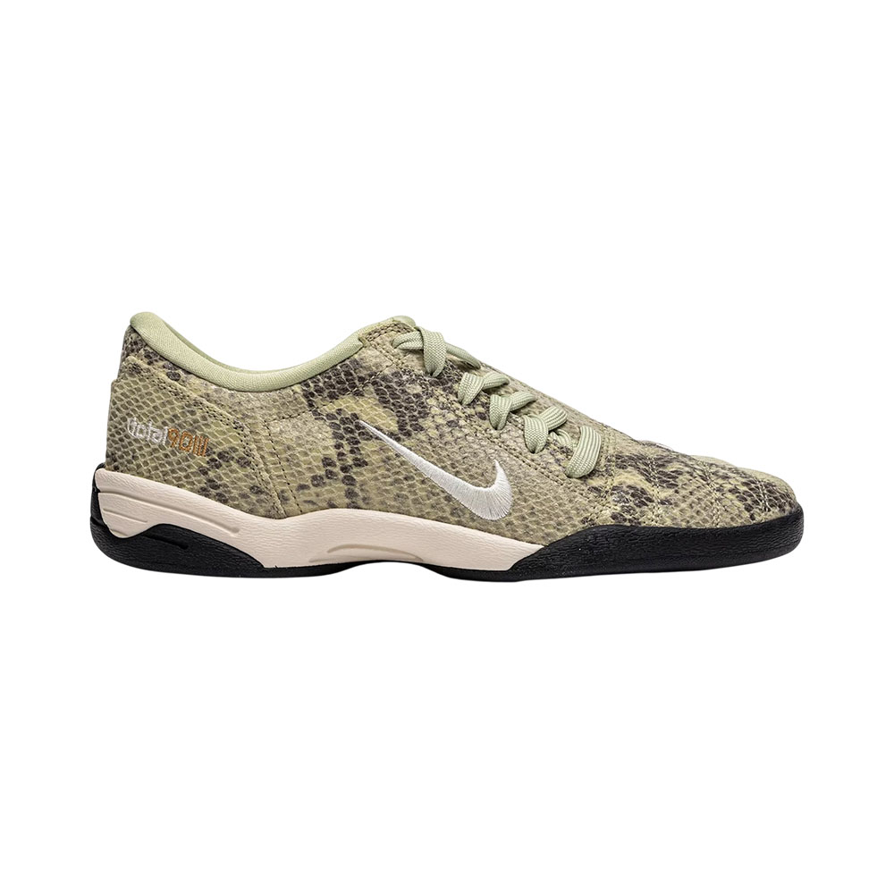 Tênis Nike IB4204301 Total 90 SE Feminino