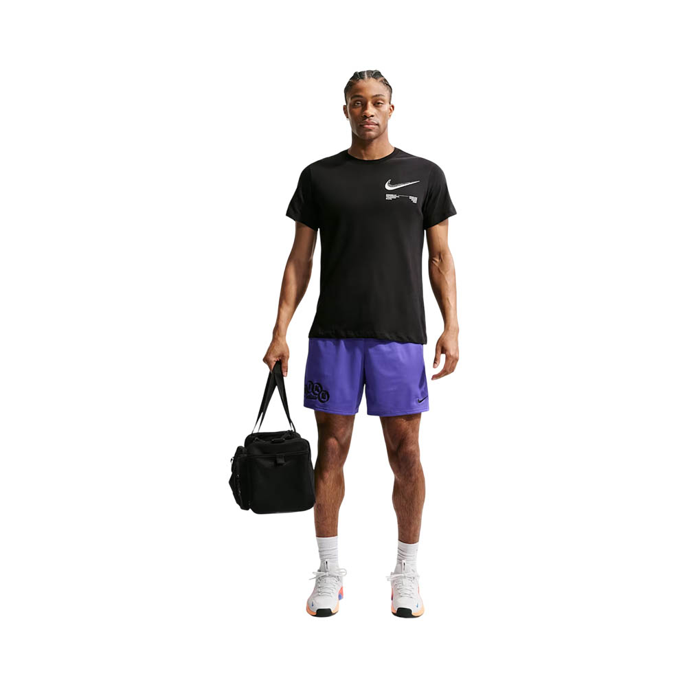 Camiseta Nike IH1969-010 Horinzontal Brand Read SU26 Masculino